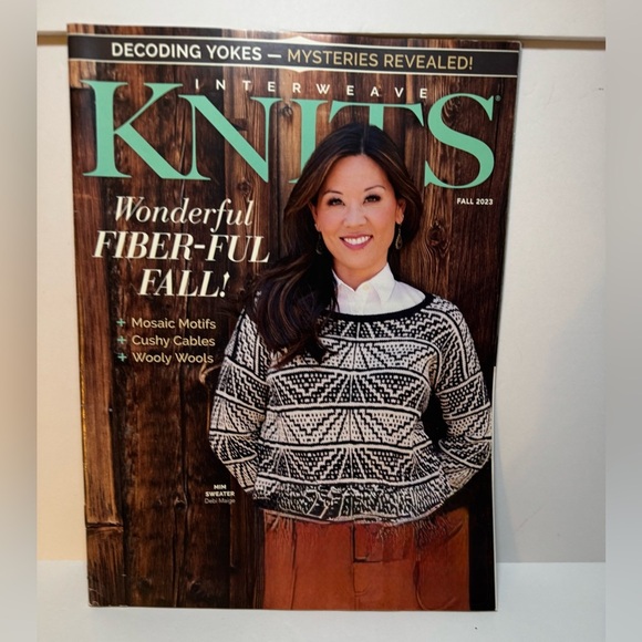 Assorted Interweave Knitting Magazines Collection - Picture 9 of 12